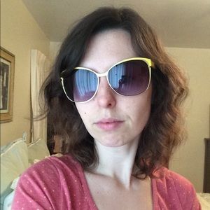 Meet your Posher, Faith